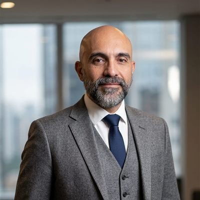 Dr. Hyram Soares